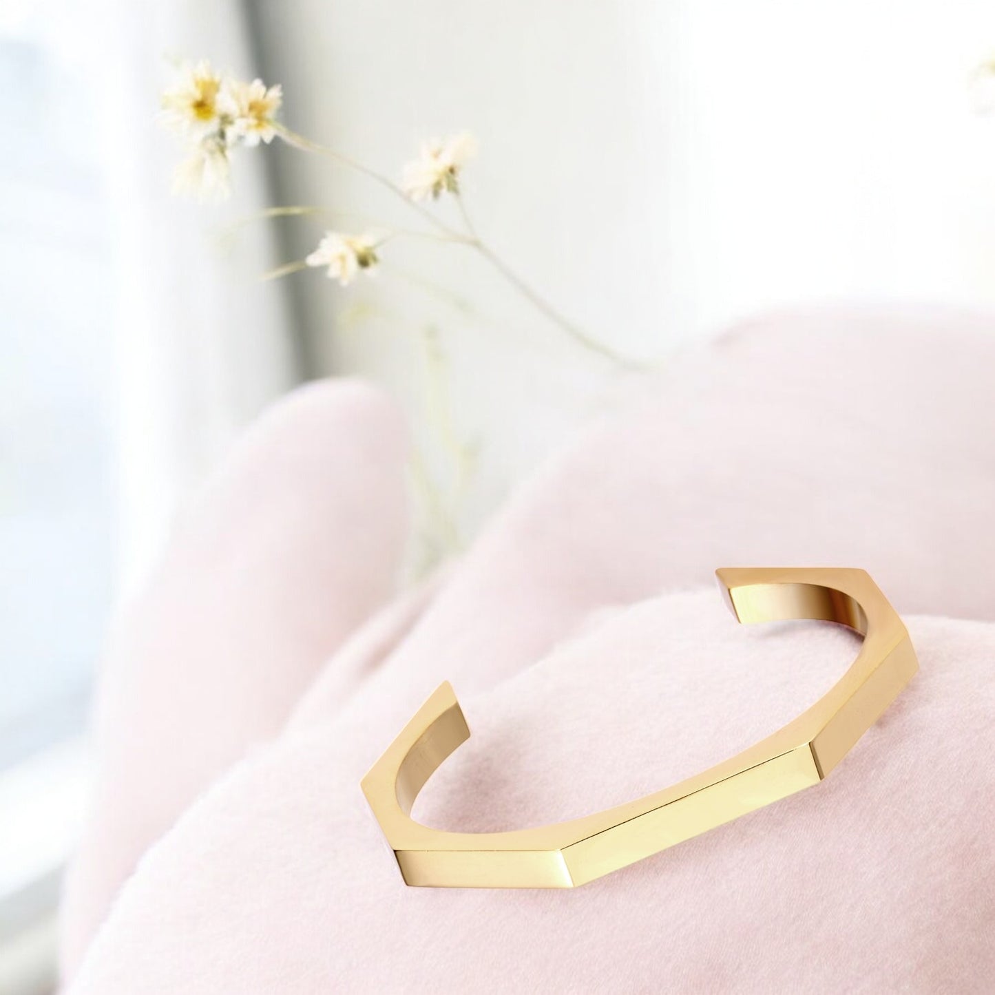 Aura Edge Bangle 3