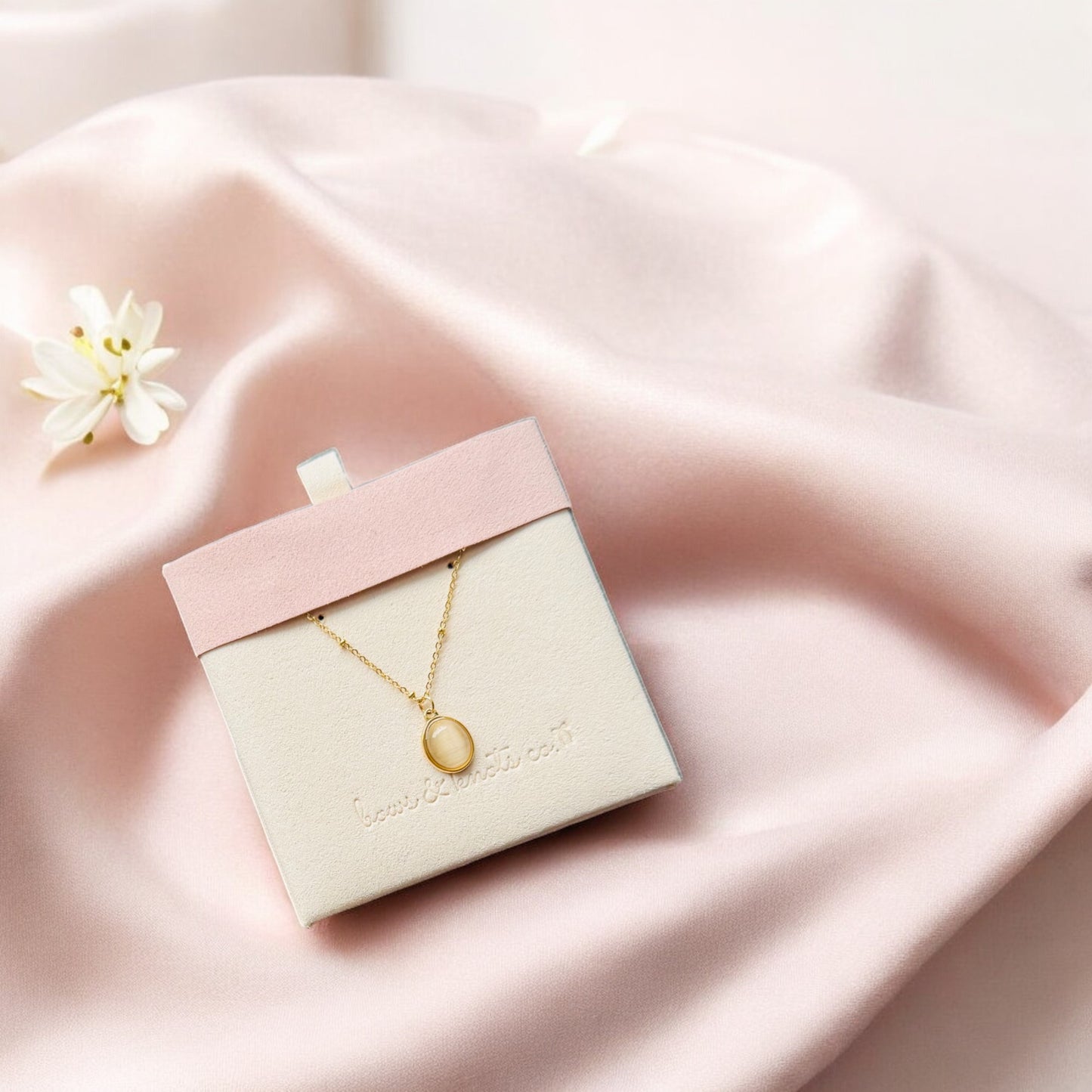 Aurora Bloom Necklace Pink 3