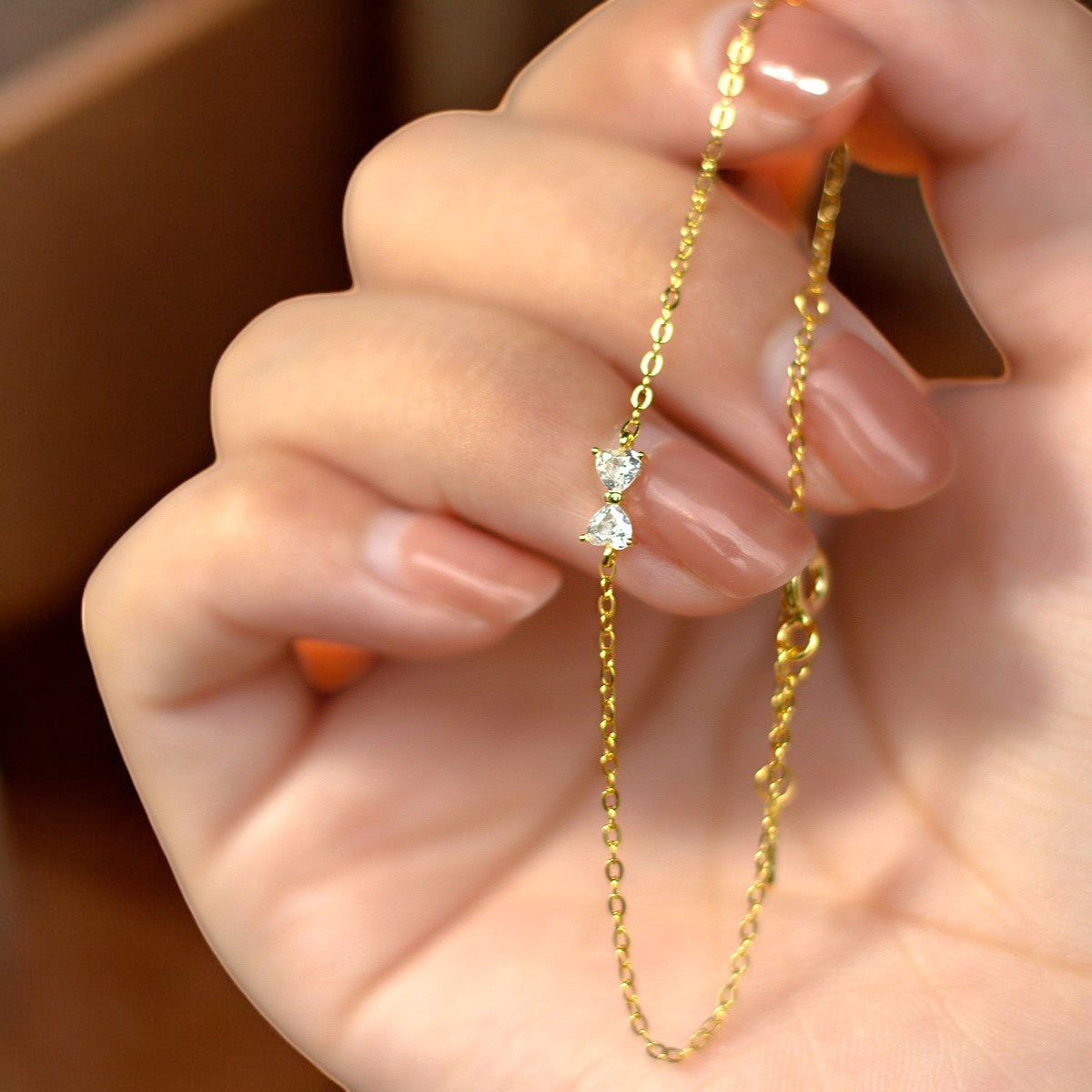 Bow of Eternity Bracelet Gold 2
