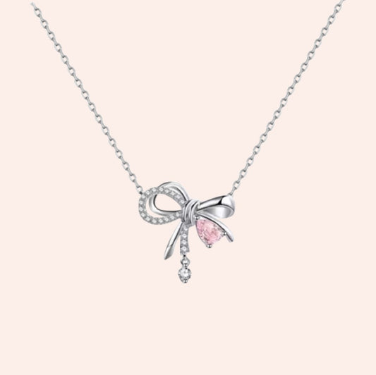 Charming Twist Necklace 2
