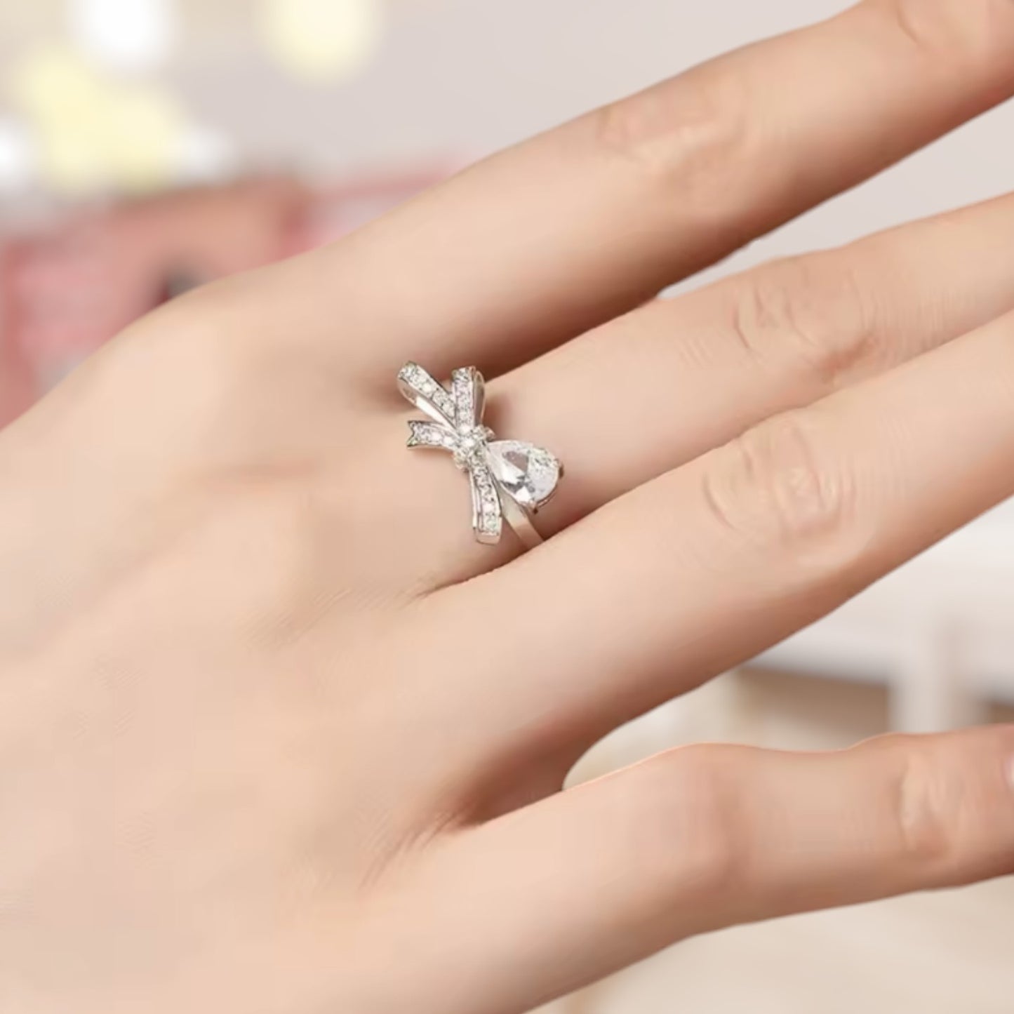 Charming Twist Ring 7