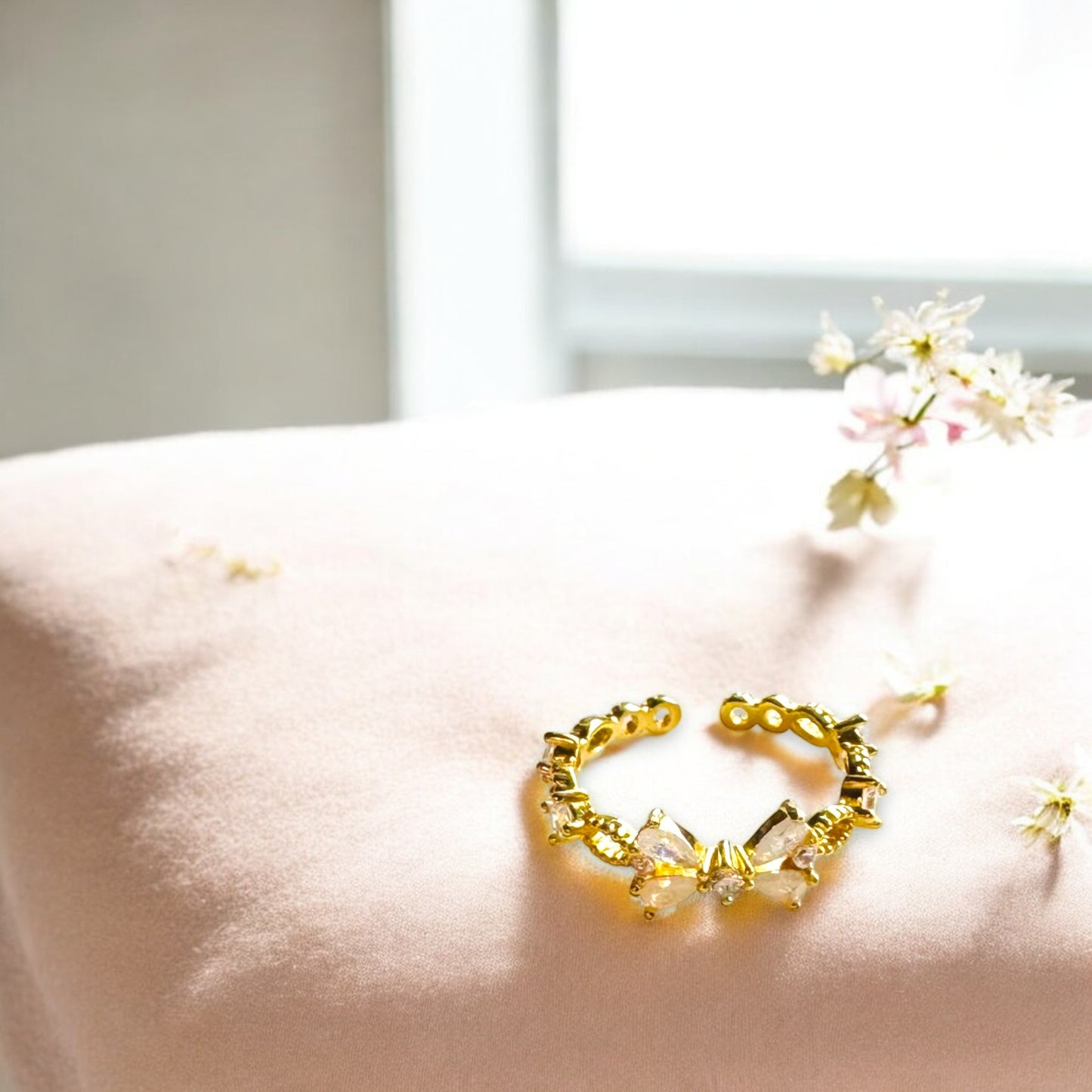 Dainty Belle Ring 3