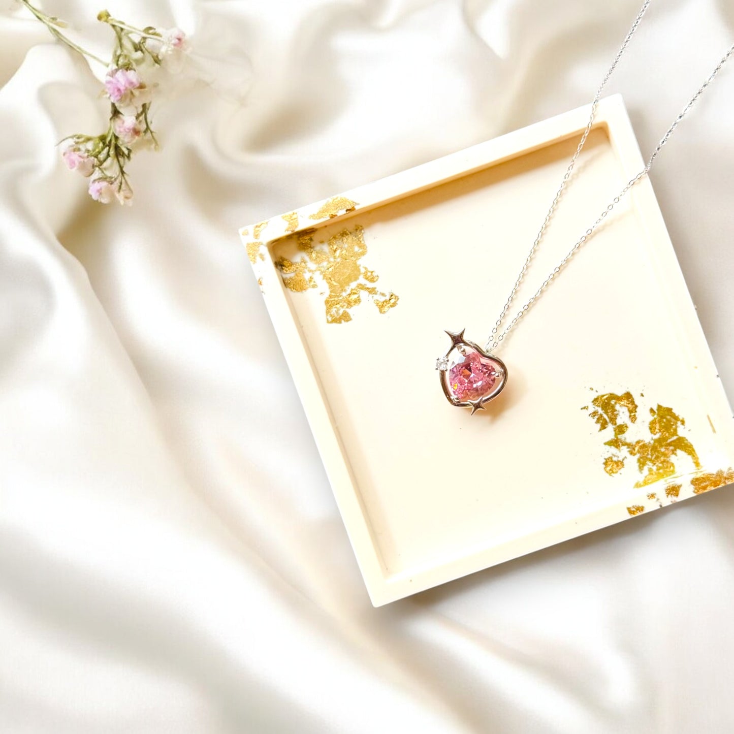 Eternal Rose Necklace 4