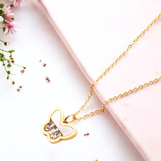 Flutter Grace Necklace Gold 3