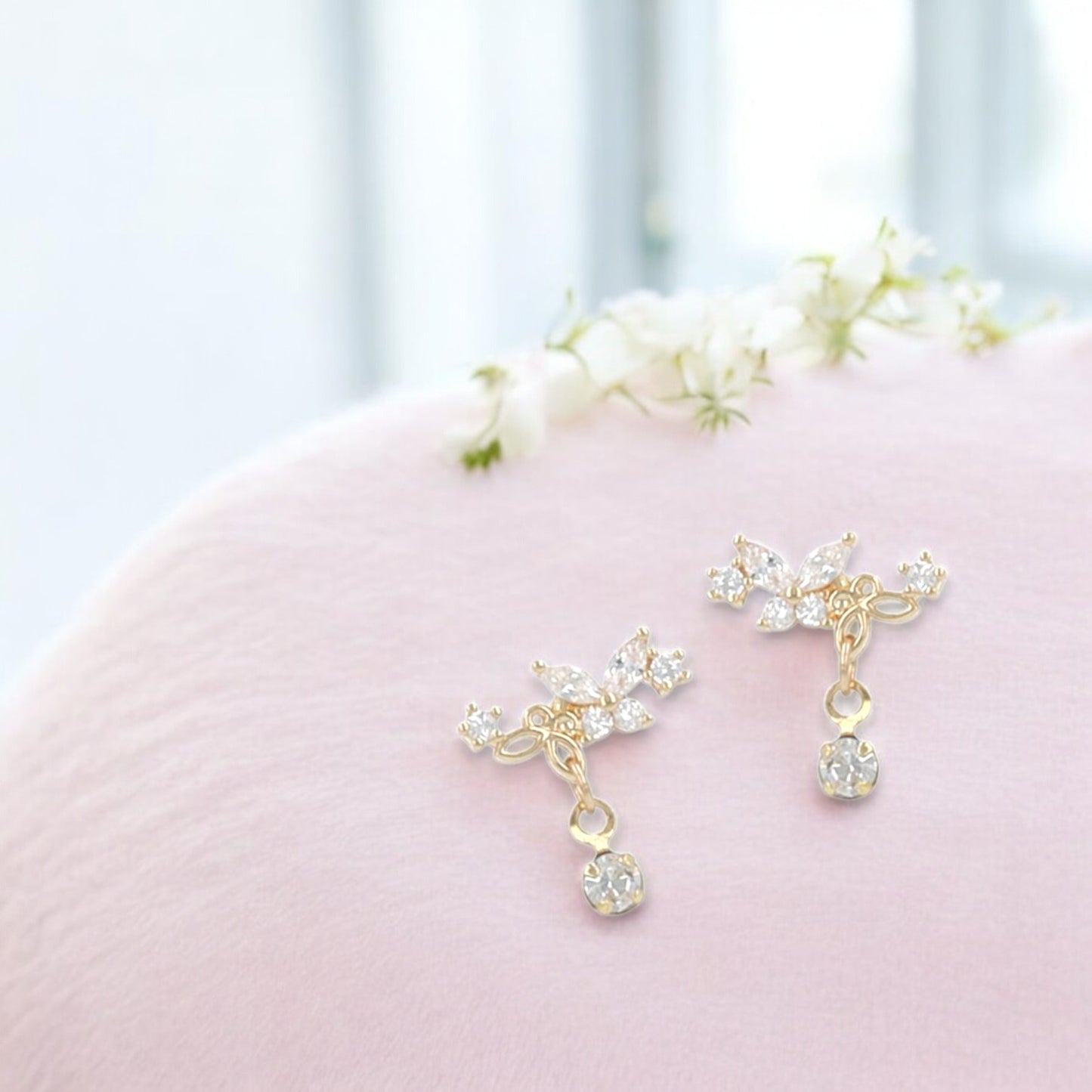 Gleaming Wings Studs 3