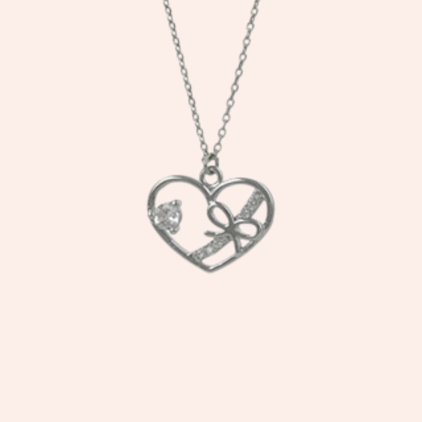 Heartstrings Necklace 3