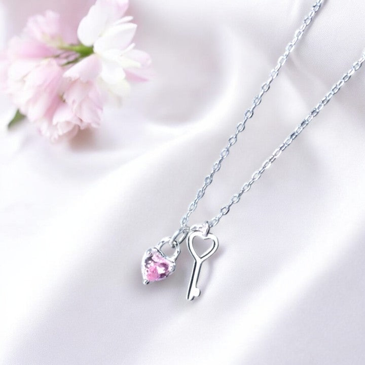 Love's Promise Necklace 3