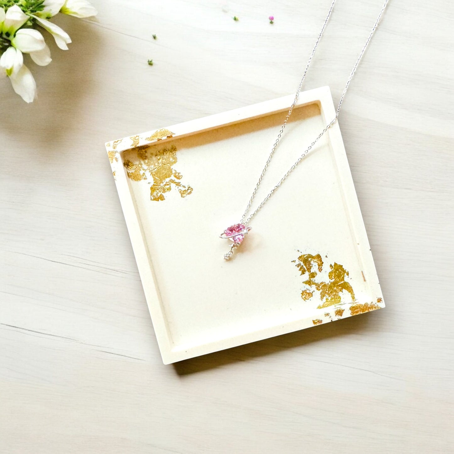Lustrous Love Necklace 3