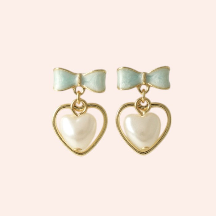 Milky Heartbow Earrings 6