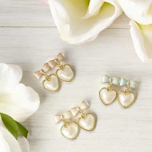 Milky Heartbow Earrings 3
