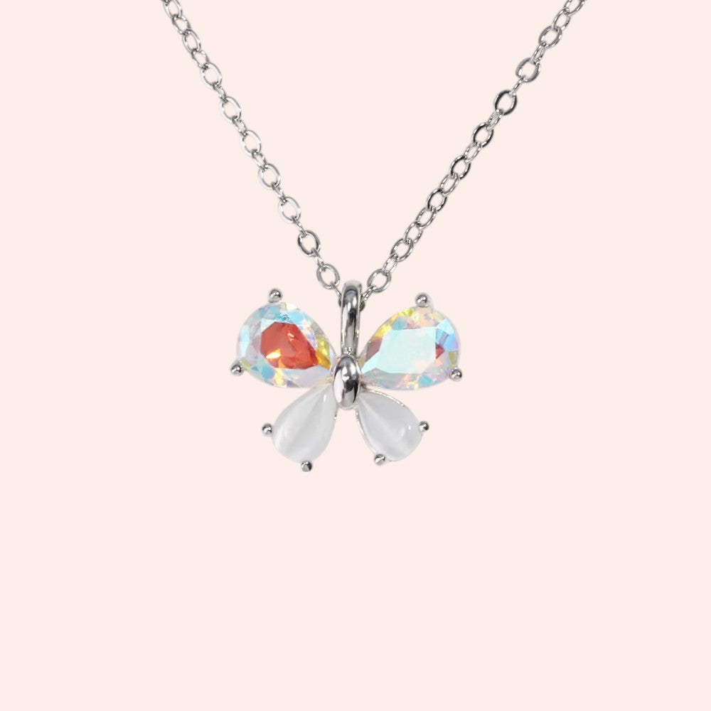Opaline Flutter Necklace 3