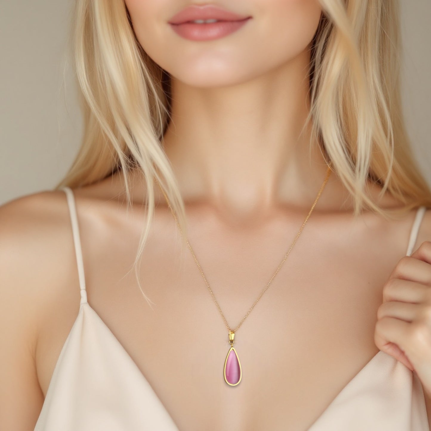 Opulent Blush Necklace 4