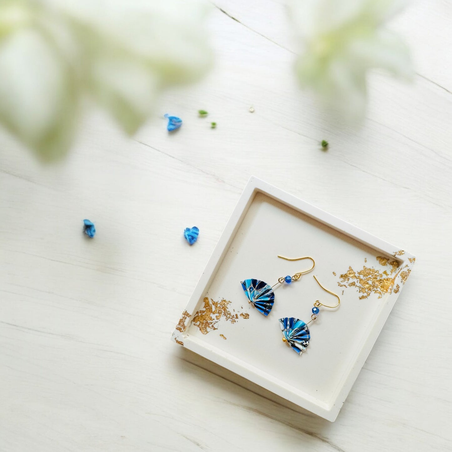 Origami Folding Fan Earrings blue 3