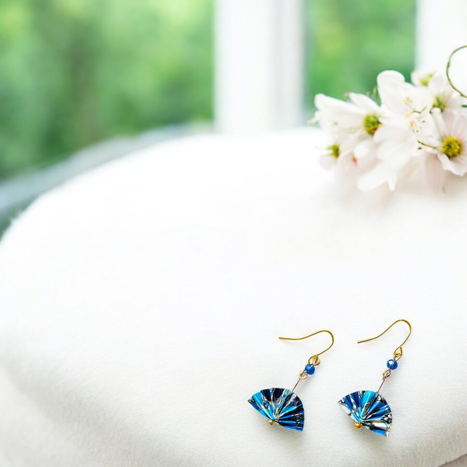 Origami Folding Fan Earrings blue 4