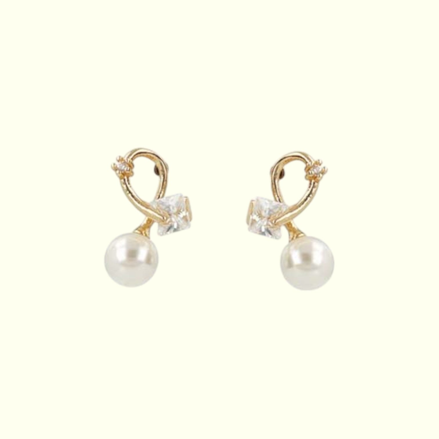 Pearl Knot Studs 3