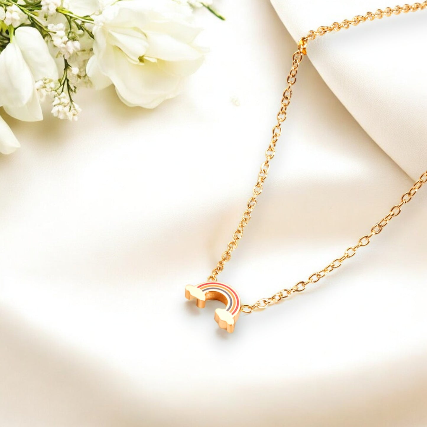 Rainbow Dreams Necklace Gold 2