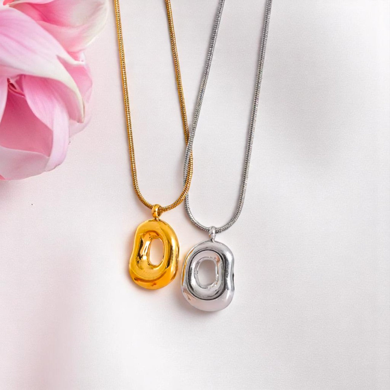 Silent Loop Necklace 6