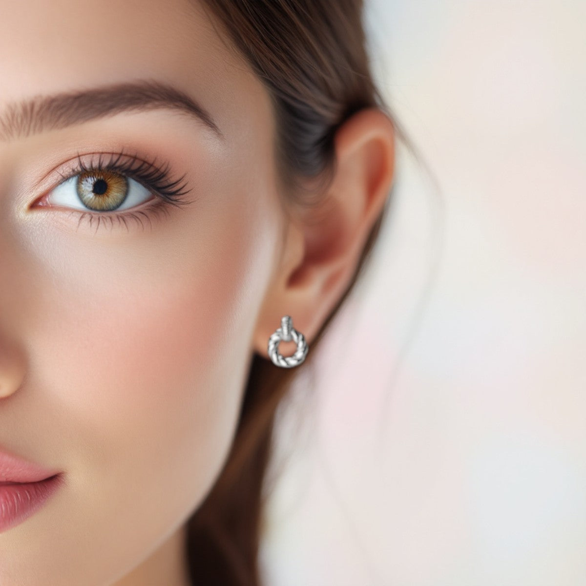 Sleek Twist Stud Earrings silver 2