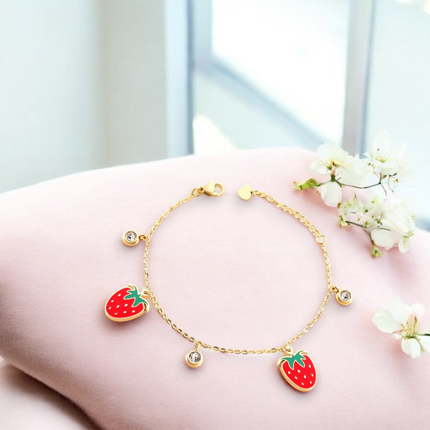 Strawberry Kiss Bracelet Berry Delight 4