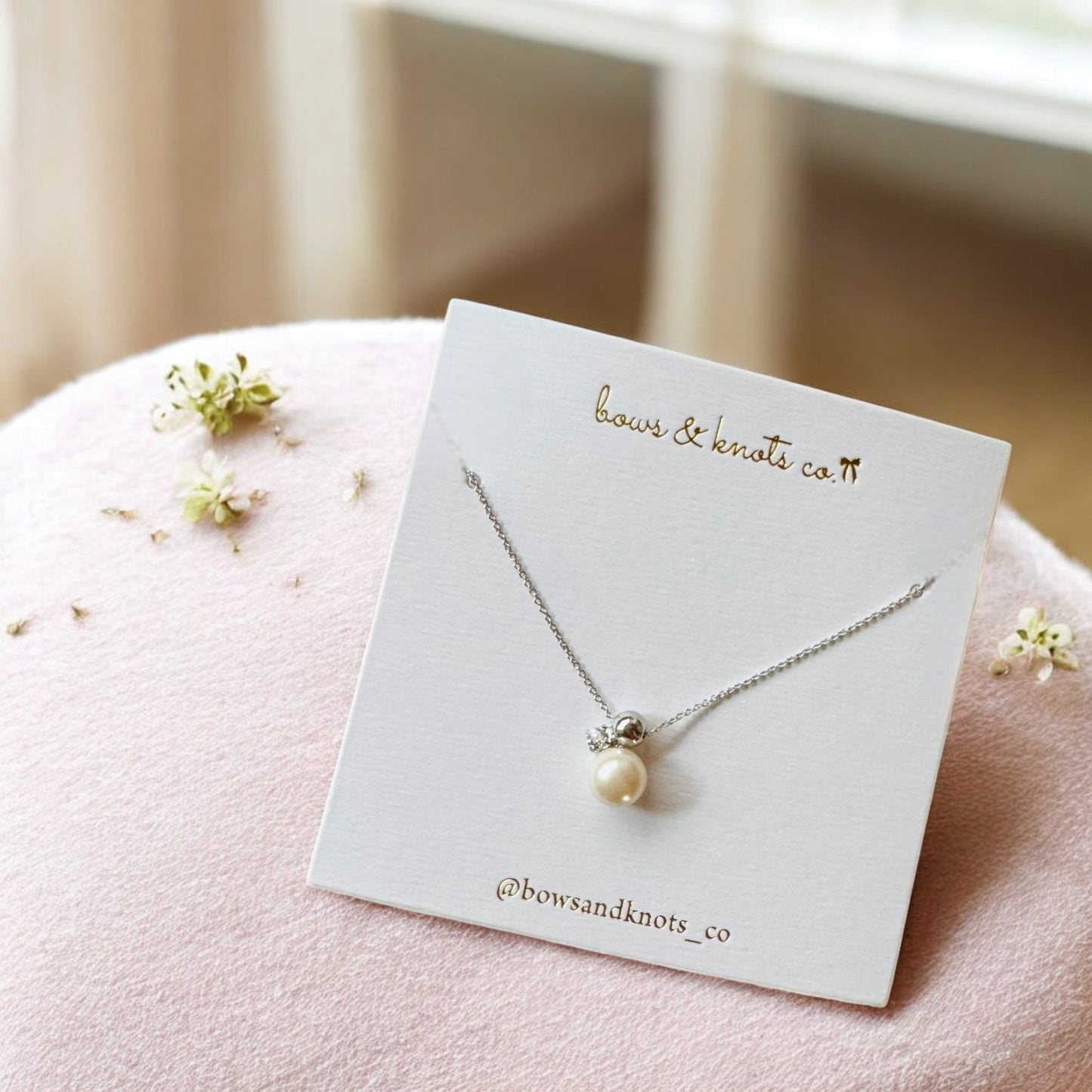 Timeless_Drop_Necklace_silver 2