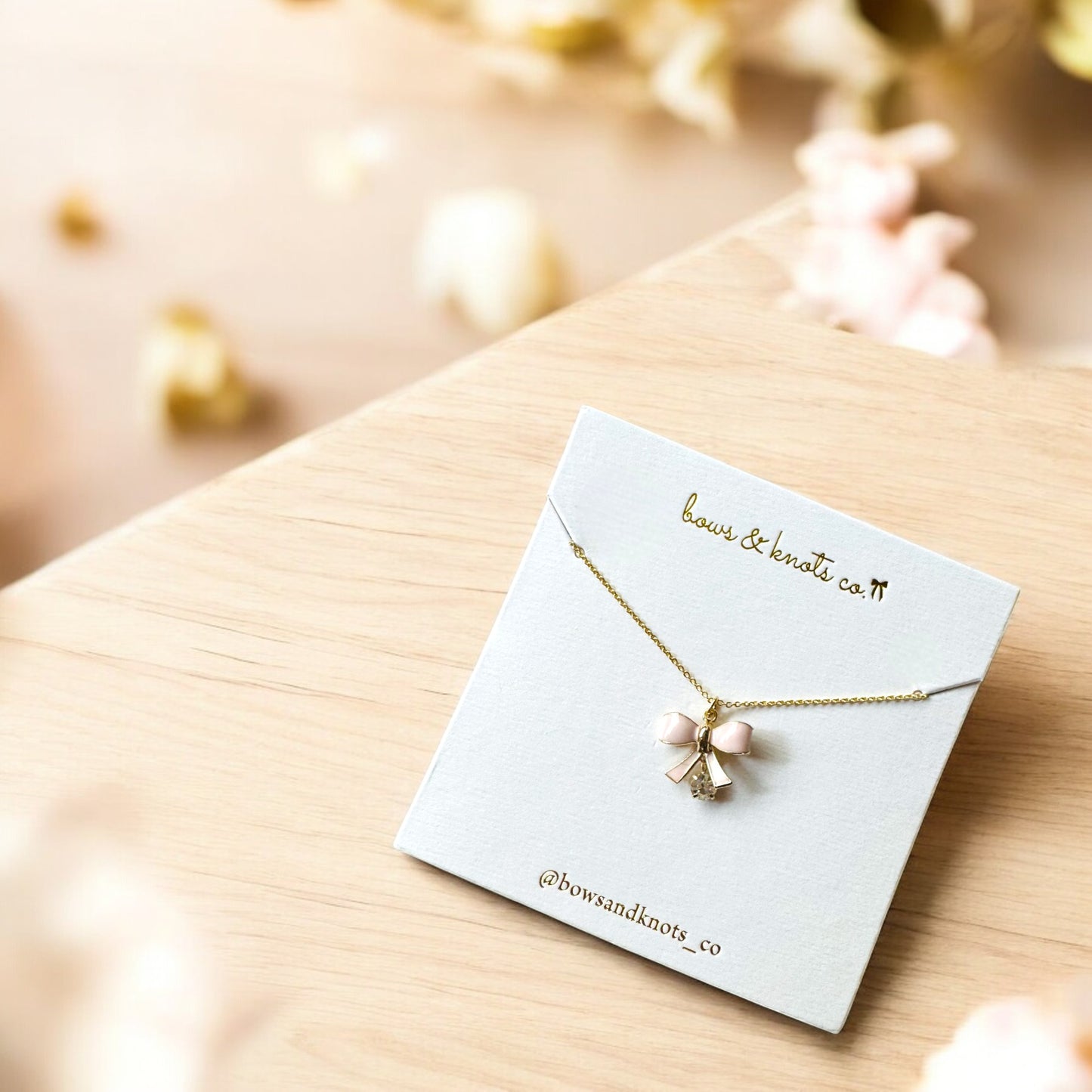 Twinkle Bow Necklace Pink 3
