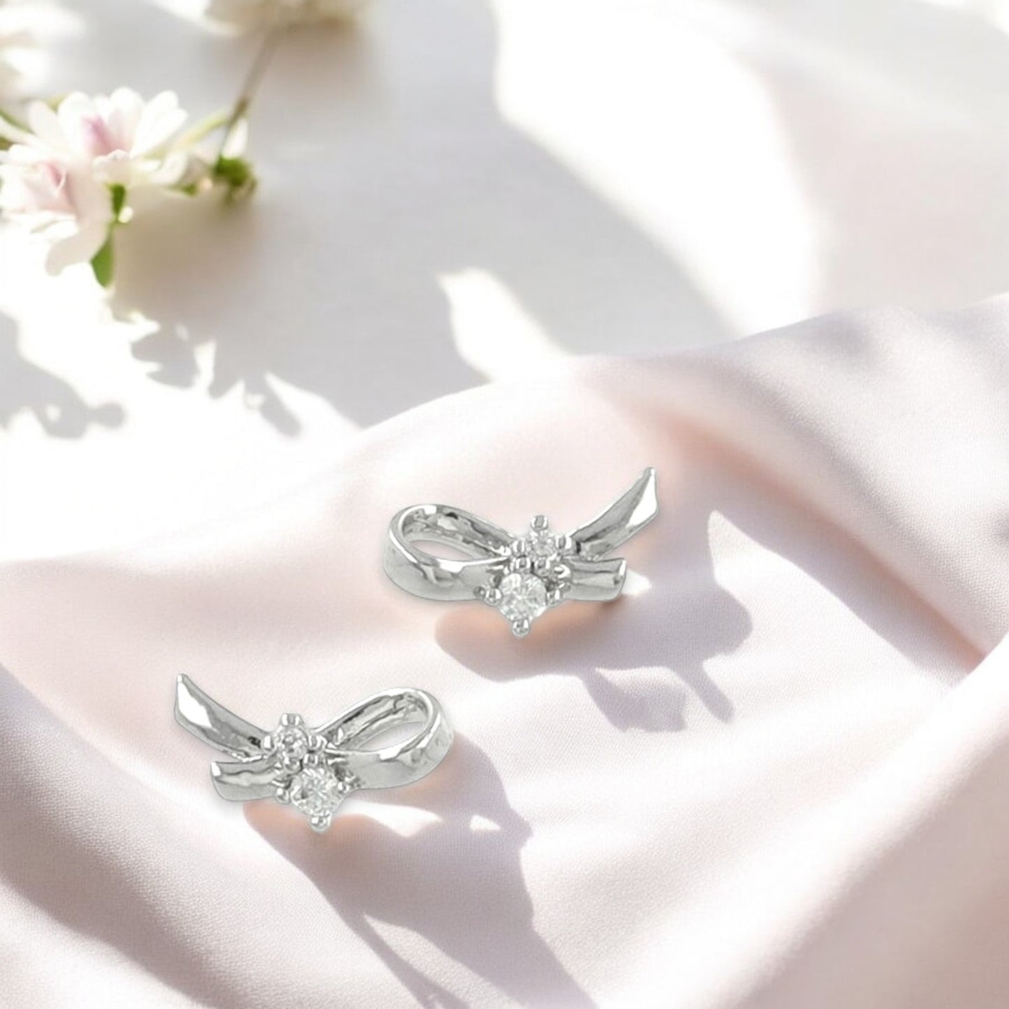 Twinkle Knot Studs 3