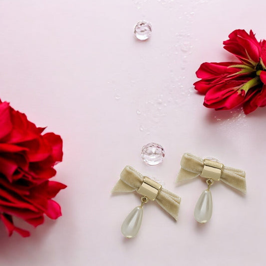 Velour Bowknot Earrings Biege 2