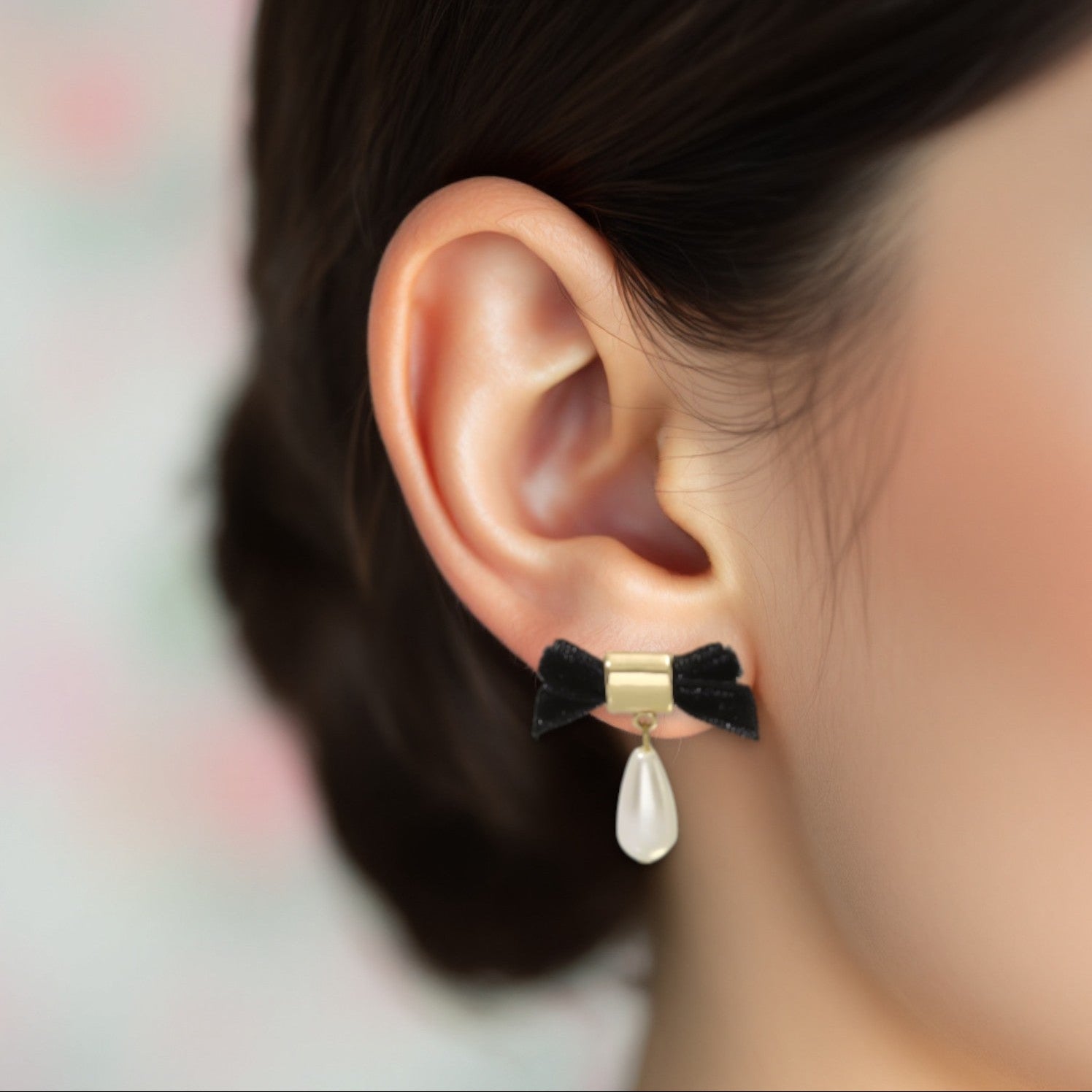 Velour Bowknot Earrings Black 1