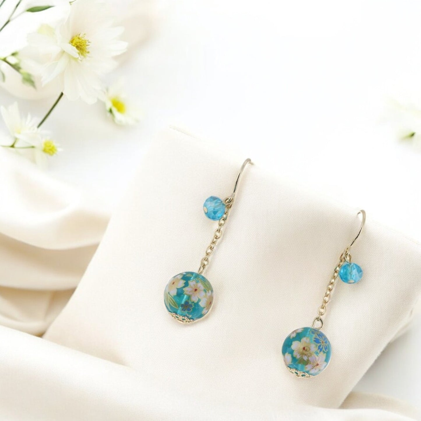 Wafu Glass Bead Earrings Blue 3