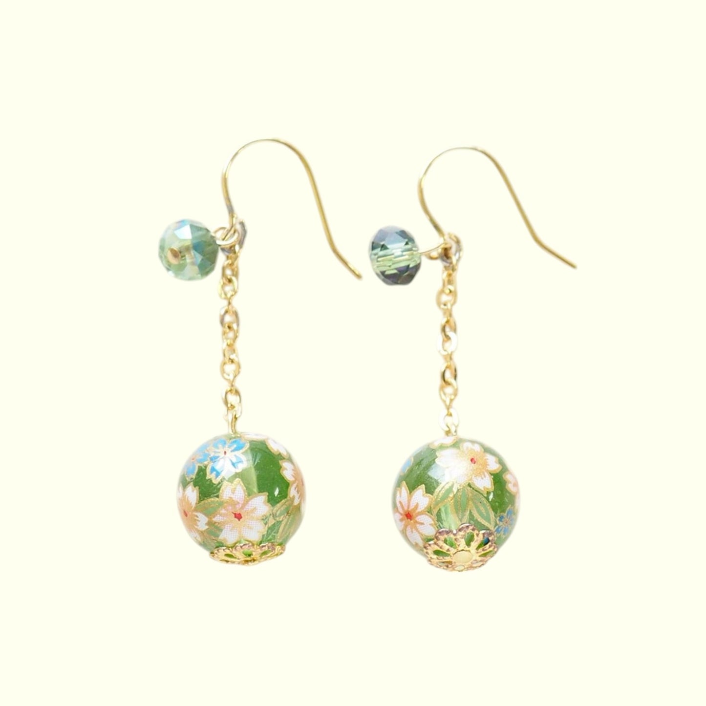 Wafu Glass Bead Earrings Green 1