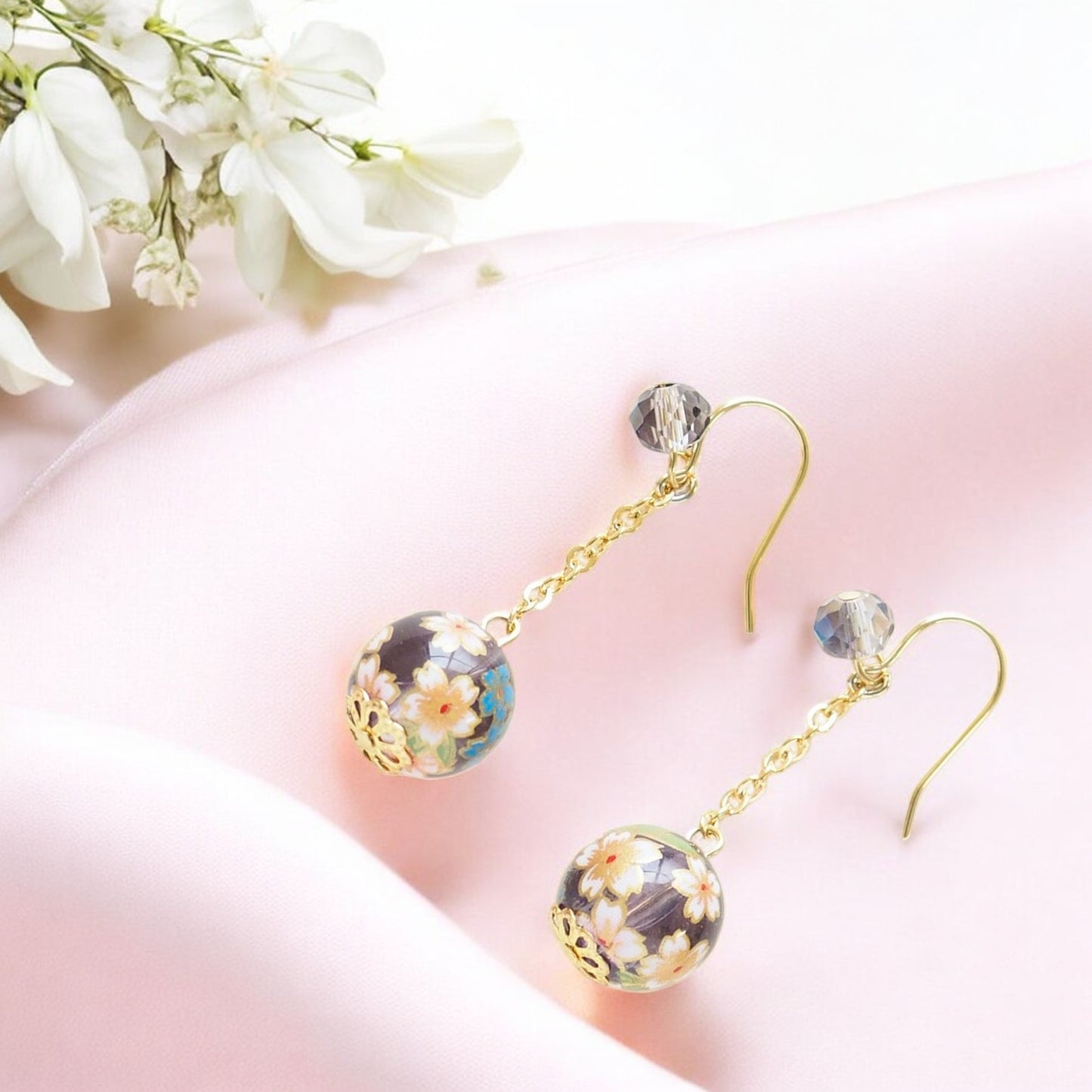 Wafu Glass Bead Earrings Purple 3