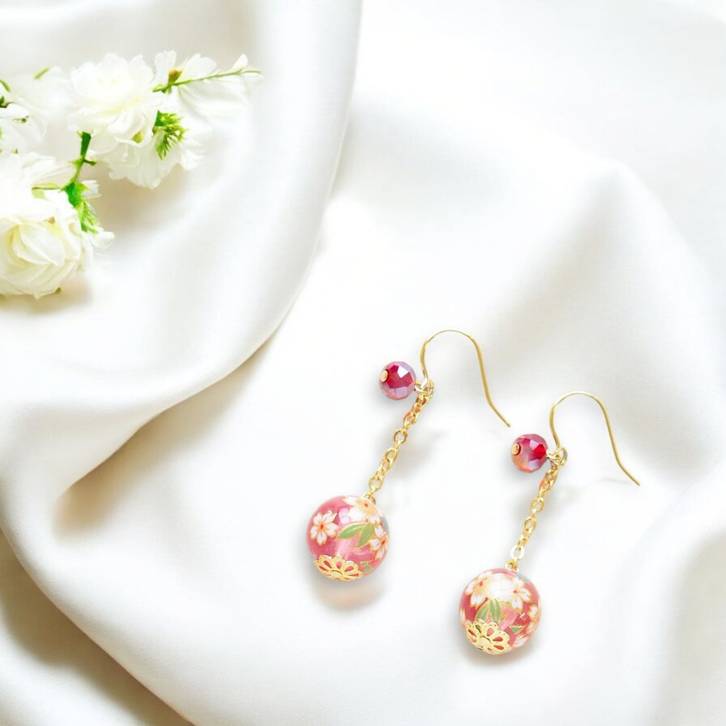 Wafu Glass Bead Earrings Red 2