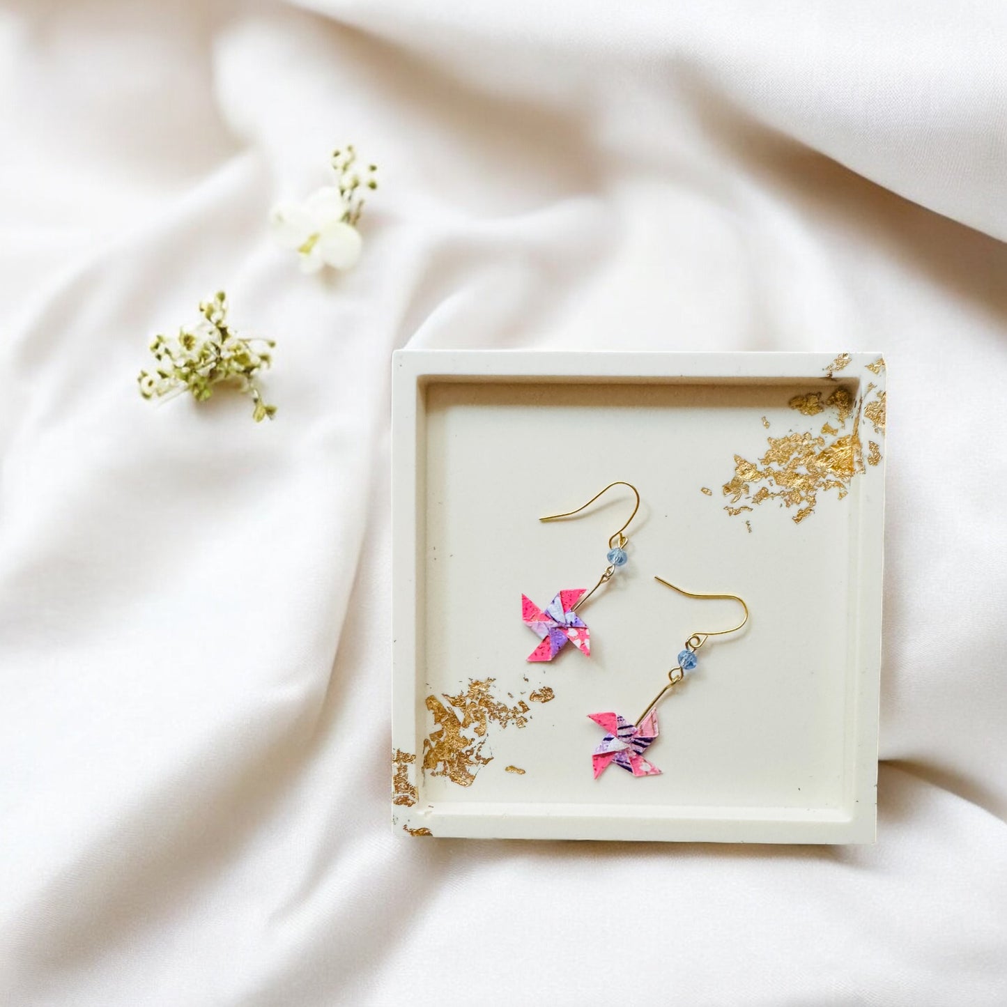Washi Pinwheel Earrings Pink 1