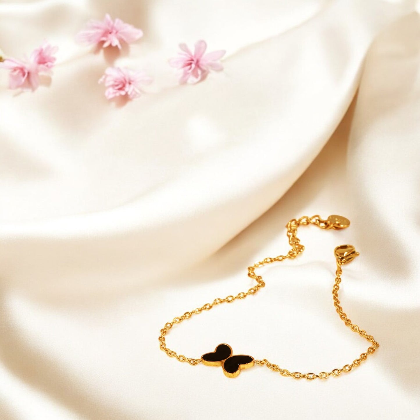 Whispering Wings Bracelet Black 1