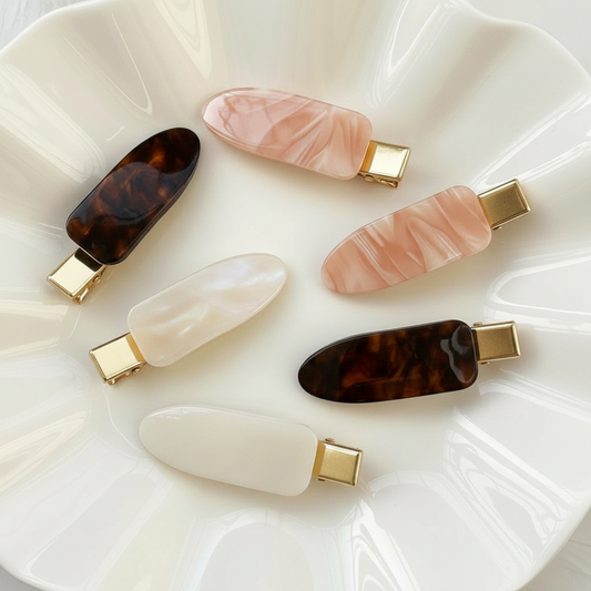 Airy Curve Hair Clip 1