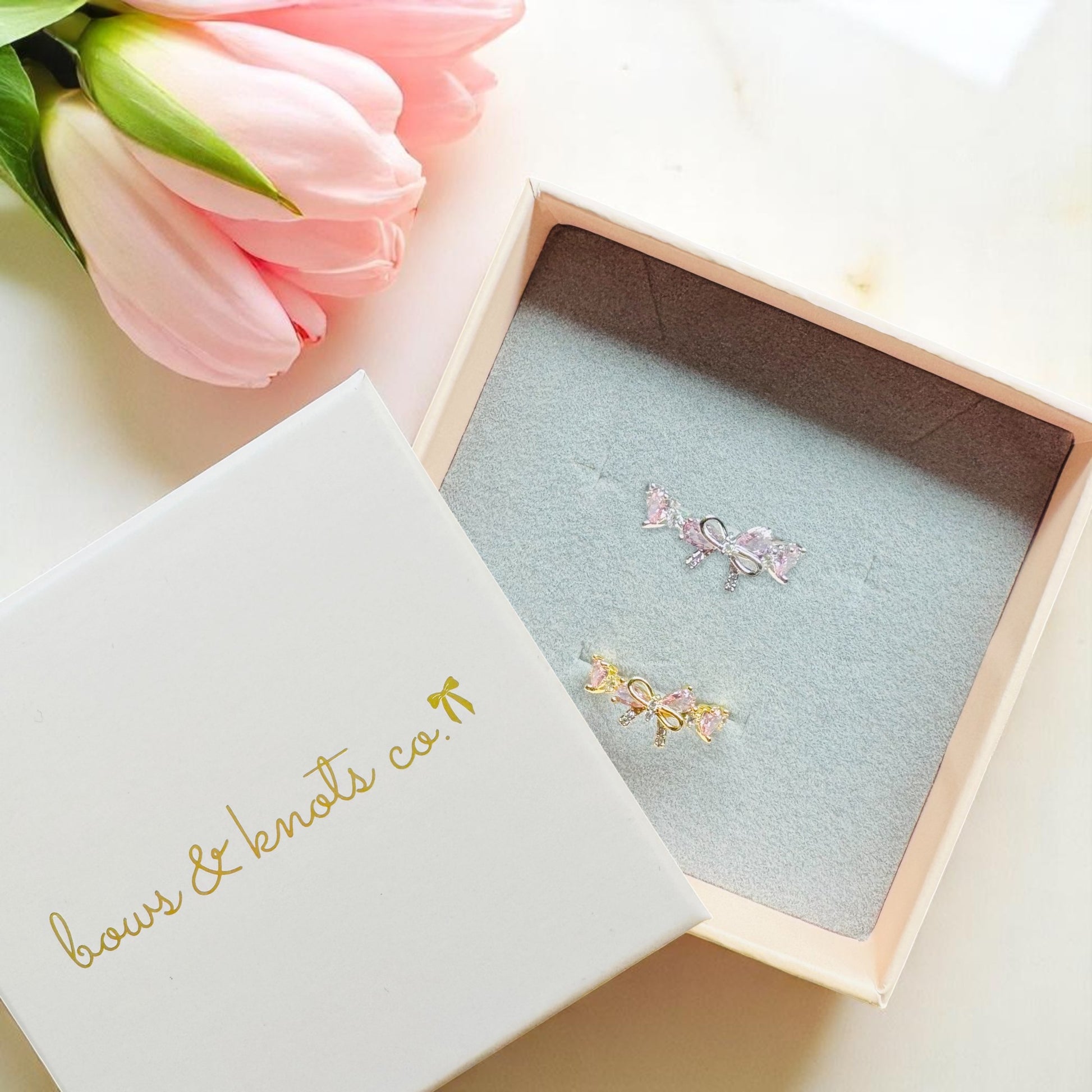 Cutie Knot Sparkle Ring 1