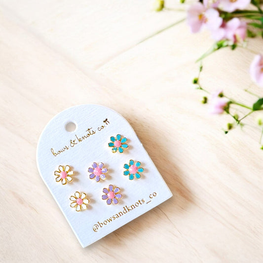 Daisy Dream Stud Earrings Set - Gold Sunlit Bloom 2