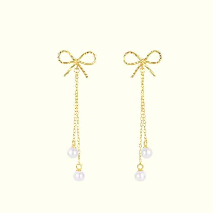 Graceful Knot Earrings 1