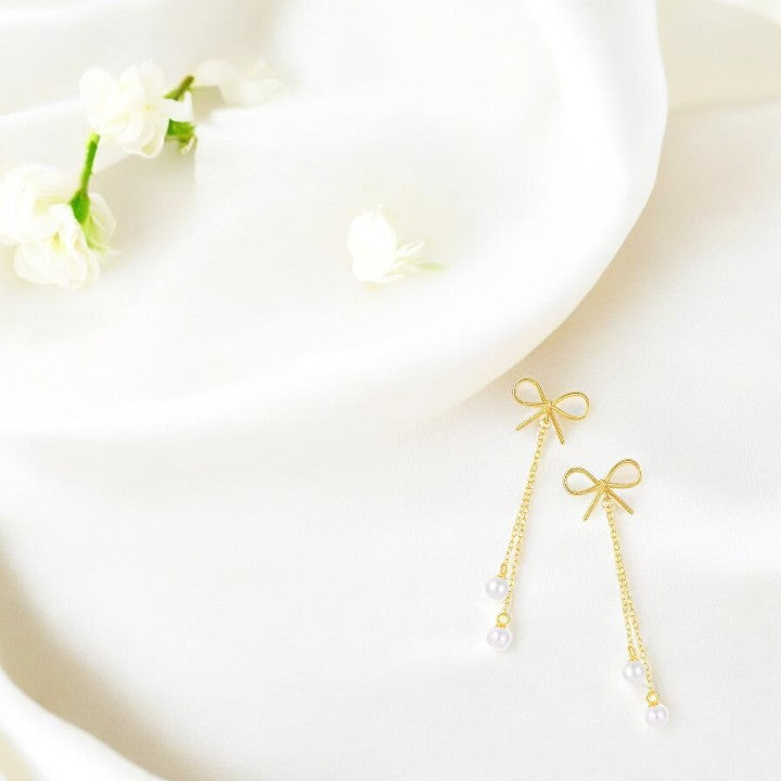 Graceful Knot Earrings 3