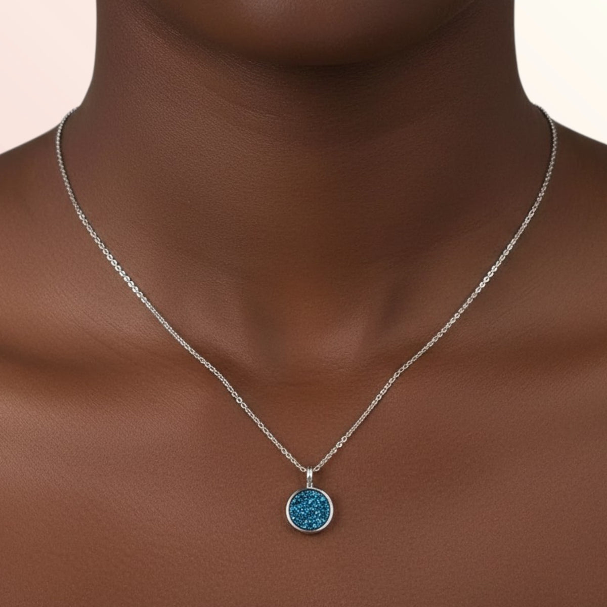 Midnight Shimmer Necklace 2