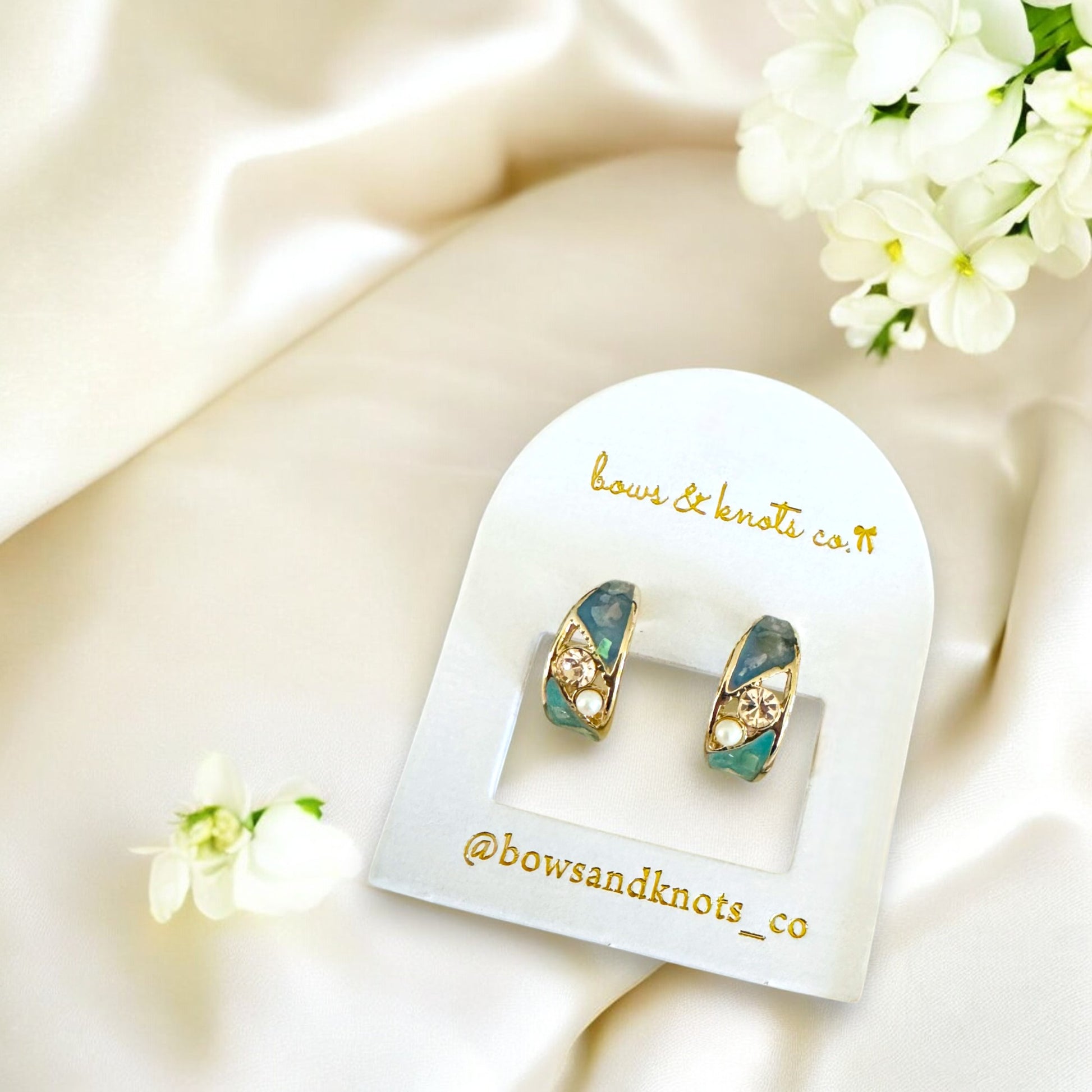 Modern Mist Huggies 4