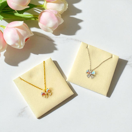 Opaline Flutter Necklace 5