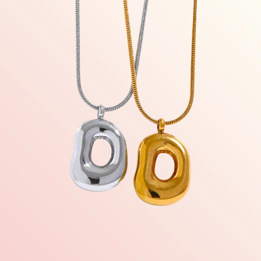 Silent Loop Necklace 1
